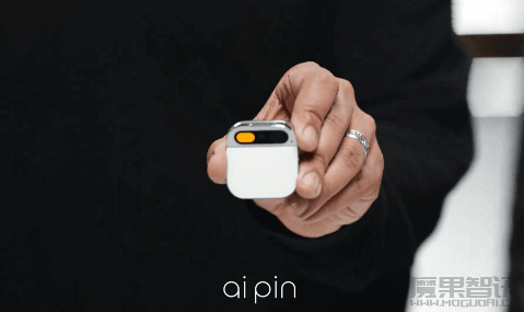 AI Pin 首次亮相后表现不佳 Humane 正在寻找买家插图 AI Pin 首次亮相后表现不佳 Humane 正在寻找买家
