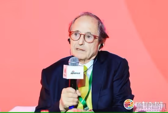 诺奖得主迈克尔・莱维特:ChatGPT 比我 IQ 高很多,我啥事都问它插图 诺奖得主迈克尔・莱维特:ChatGPT 比我 IQ 高很多,我啥事都问它