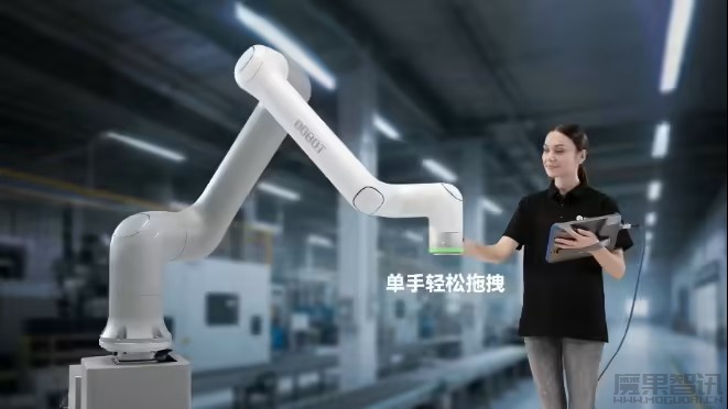越疆科技批量交付全球首款“灵巧操作 + 直膝行走”具身智能人形机器人 Atom插图1 越疆科技批量交付全球首款“灵巧操作 + 直膝行走”具身智能人形机器人 Atom