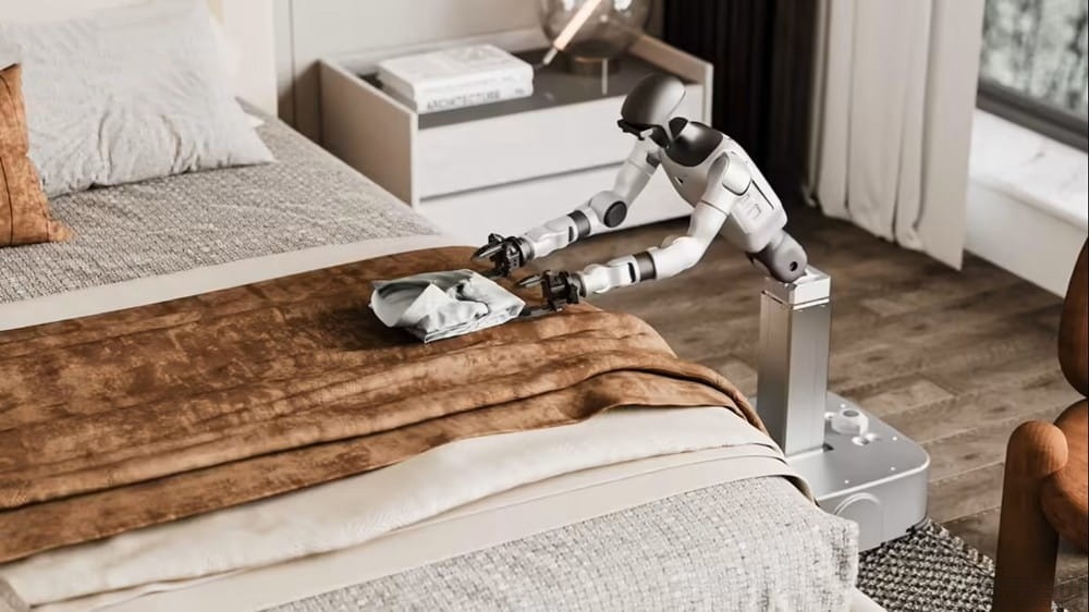 宇树推出首款轮式人形机器人 G1-D：手上装摄像头，可选配移动底盘