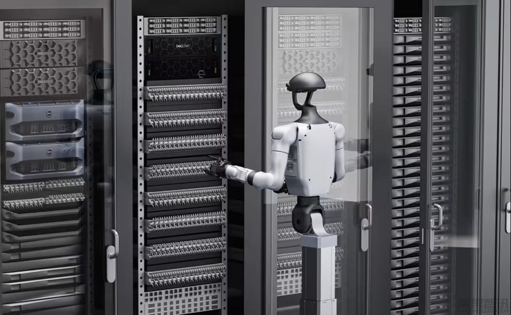 宇树推出首款轮式人形机器人 G1-D：手上装摄像头，可选配移动底盘