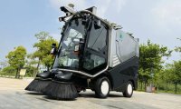 智能“黑科技”!小型无人驾驶扫路车亮相四会