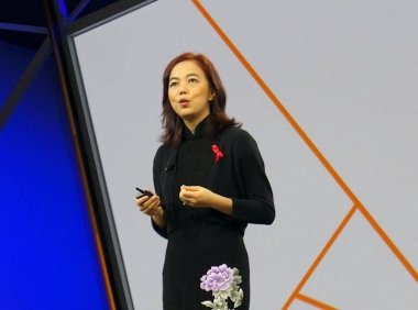 全球首个多模态世界模型:李飞飞 World Labs 发布 Atlas,像素级精度控制镜头、拍出“子弹时间”大片