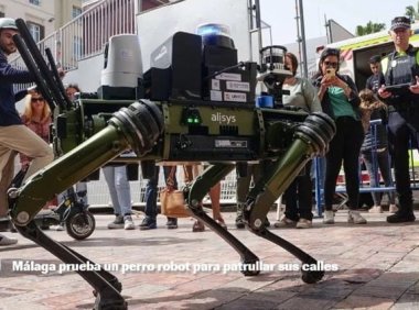 西班牙机器狗测试街头巡逻：内置 360° 摄像头 / 会说话，还可开罚单