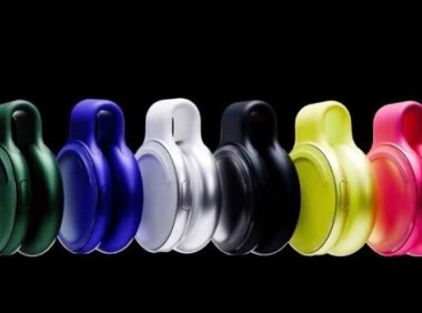 Rewind推创新可穿戴AI设备Limitless 实现全天候对话记录与个性化AI互动