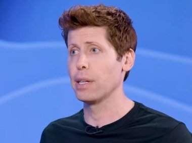 OpenAI CEO 奥尔特曼：担心人工智能会被少数强势主体掌控