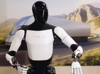 马斯克：特斯拉 Optimus 机器人将成为“令人难以置信的外科医生”